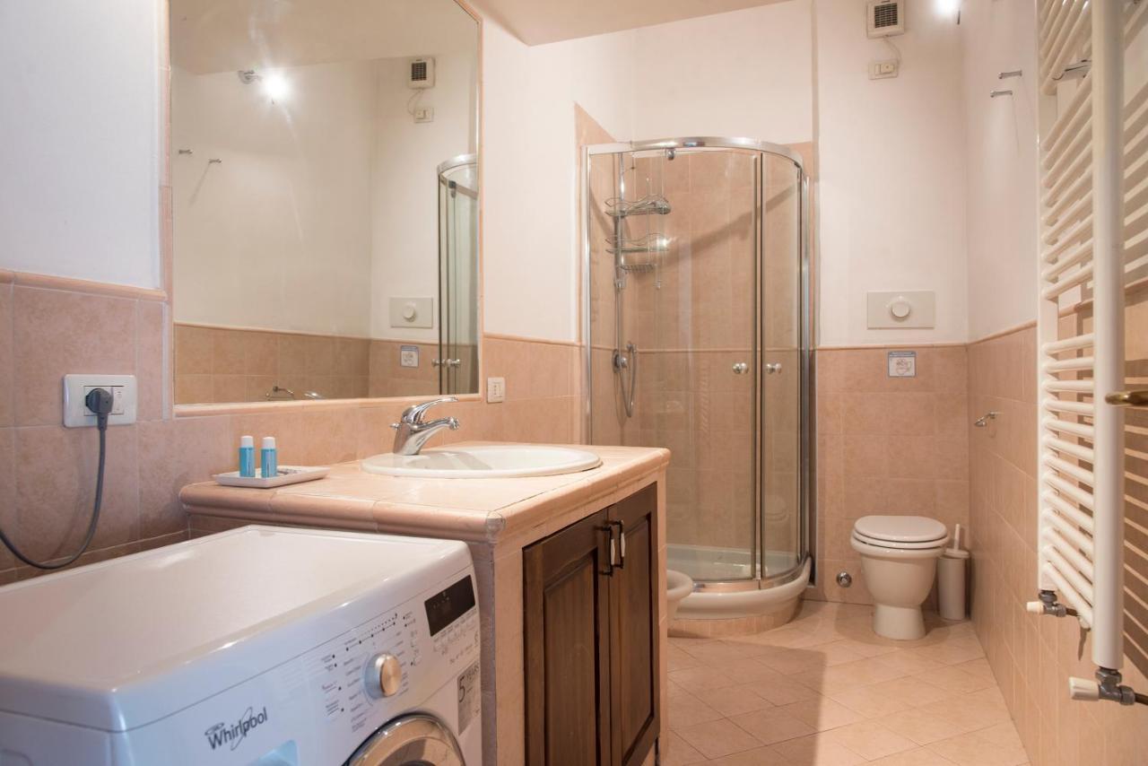Youhosty - Corso Ticinese 78 * Mailand